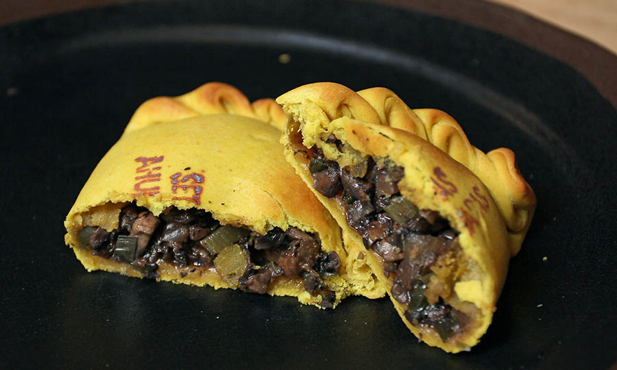 Empanada de Setas ahumadas  - Sama Empanadas - MUT