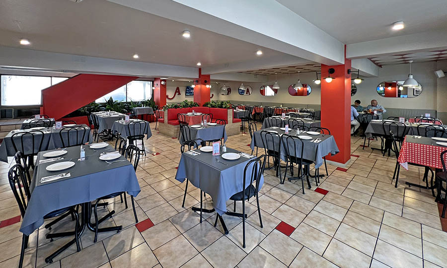 El gran sal�n principal de Valle de Oro del primer piso - Valle de Oro - El Golf