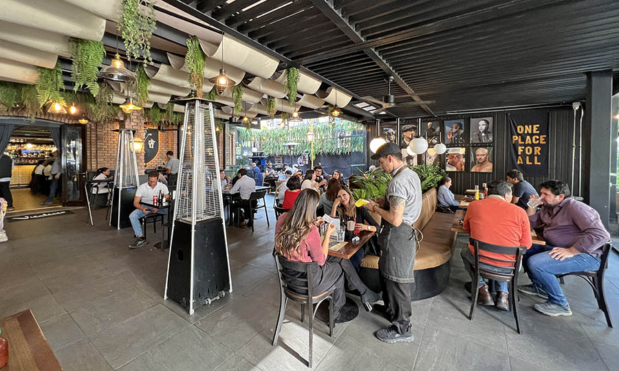 La terraza techada de Vitalicio