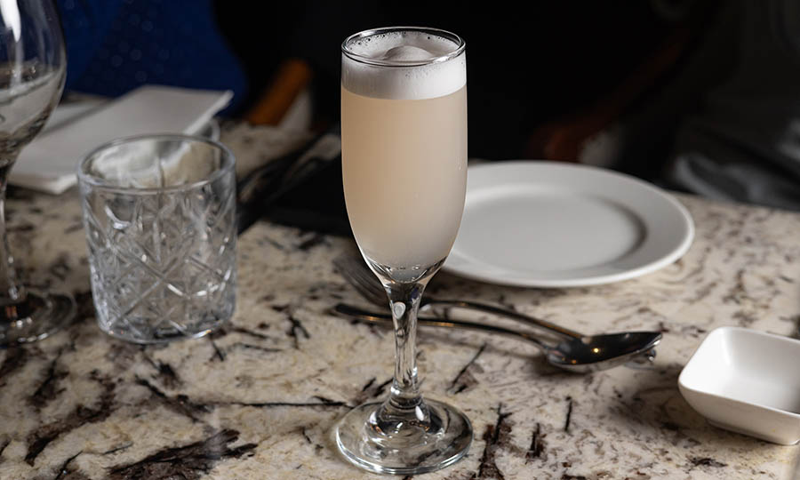 Ros� sour - Make Make Restaurant