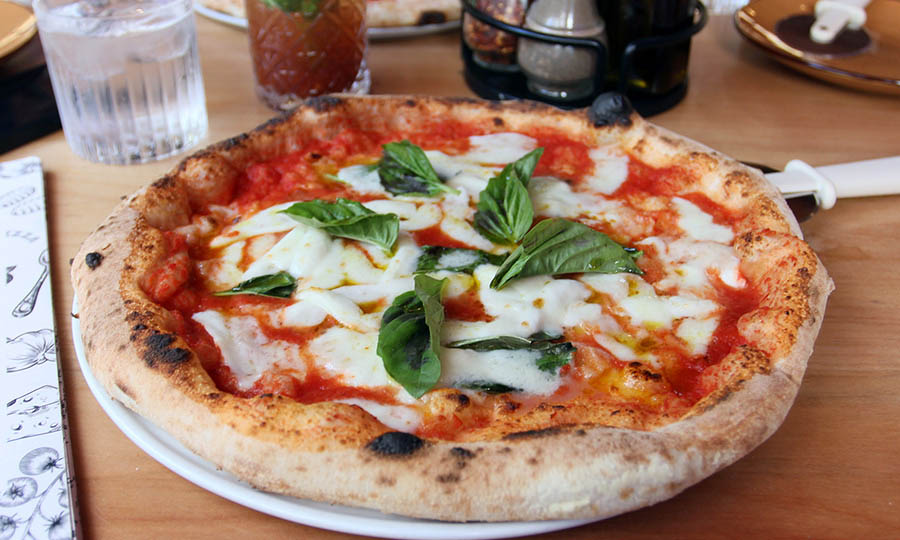 Pizza Margarita di b�fala 