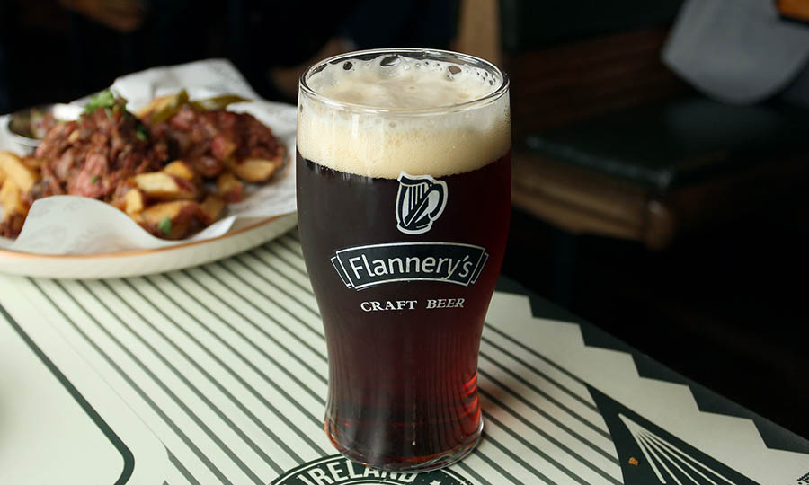 Cerveza Flannerys - Flannerys Train Station - La Dehesa