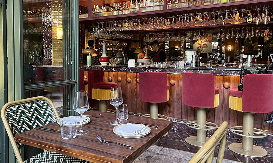 El bar de Jer�nimo Santiago - Jeronimo Santiago