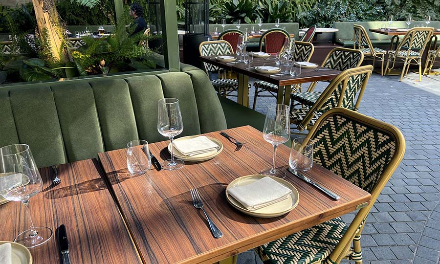 Detalles en el restaurante Jer�nimo