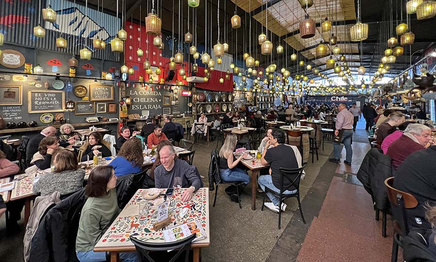 La gran –nave comedor– del nuevo restaurante El Hoyo