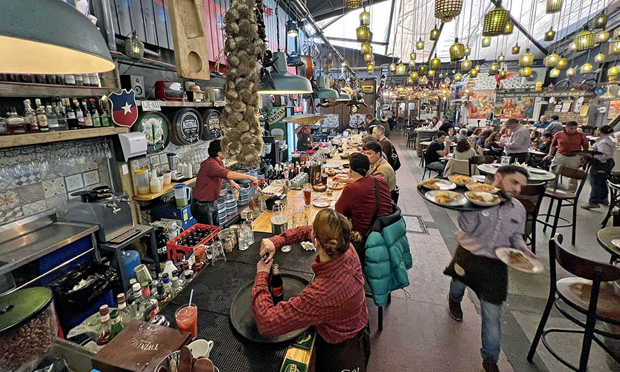 Barra comedor en El Hoyo - El Hoyo - Barrio Italia