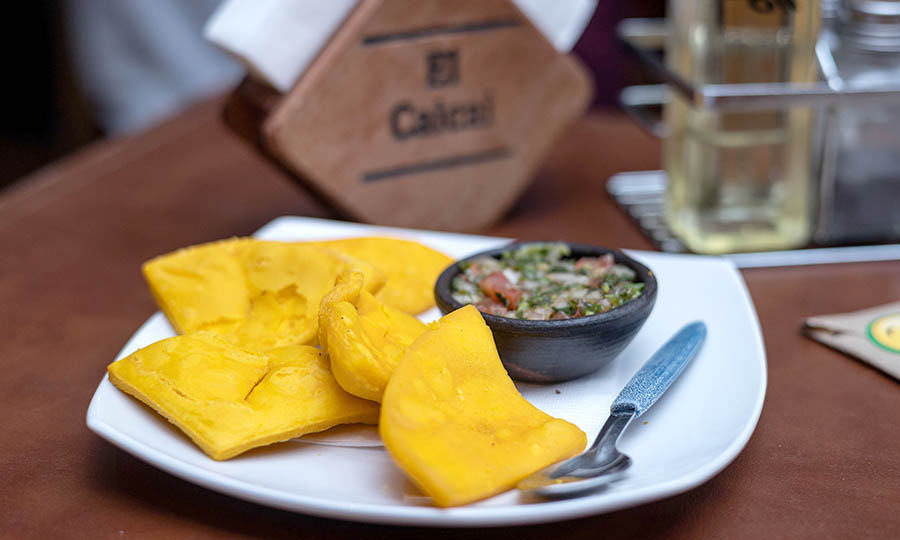 Sopaipilla caseras con pebre - Chilo en tu Mesa