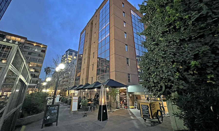 Fotos de la sandwichería Burger & Co del Hotel Four Points en Barrio Suecia