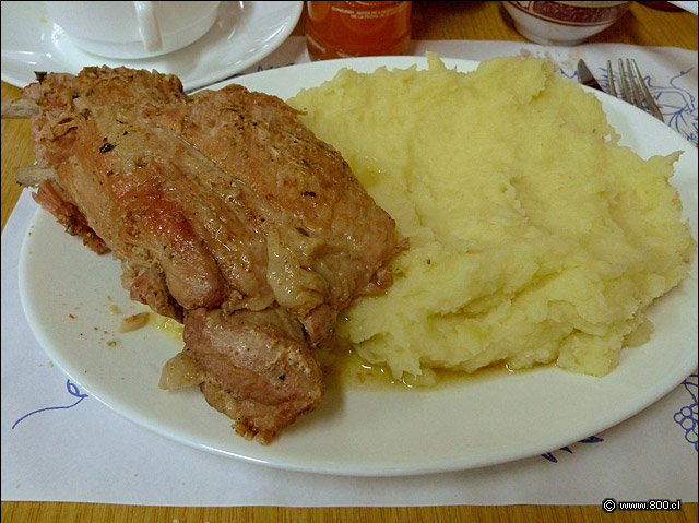Costillar de chancho con pur