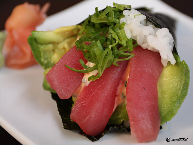 Temaki Maguro Spicy - Zabo (Lastarria)