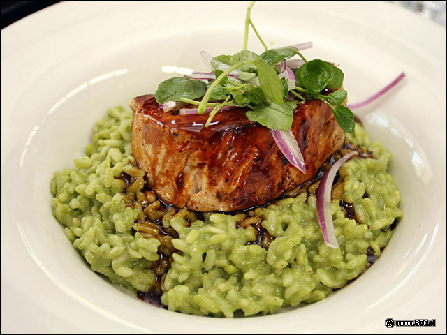 Albacora con Risotto de Pesto - La Mar Cebichera