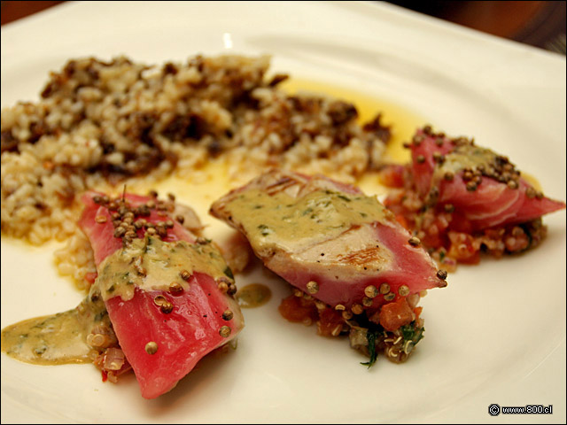 Escalopines de Atn con Risotto de Mote con Charqui