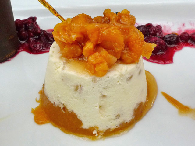 Mousse de mote con huesillo