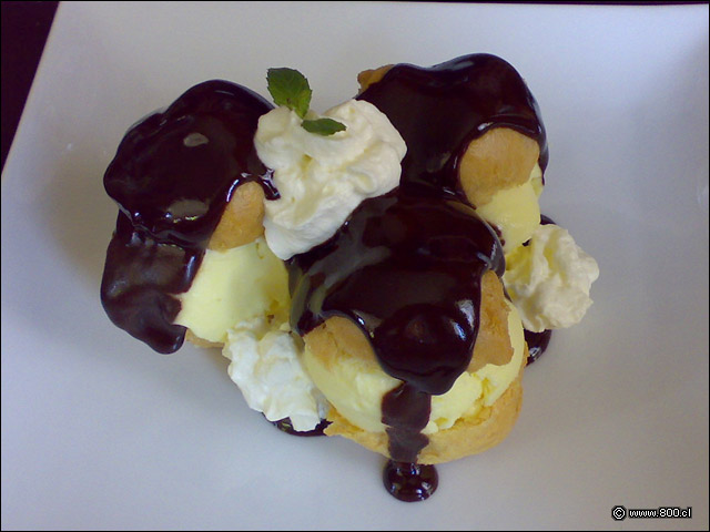 Profiteroles