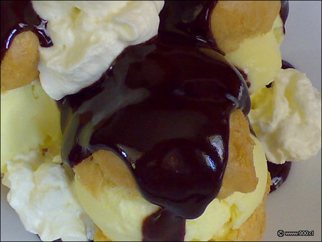 Profiteroles