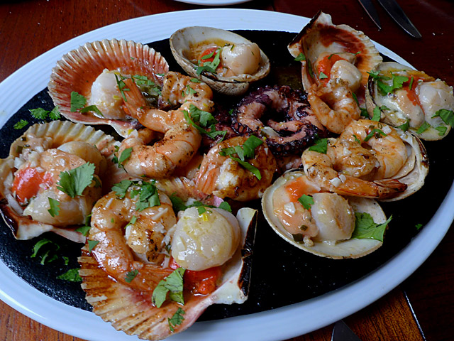 Parrillada de Mariscos - Cuerovaca