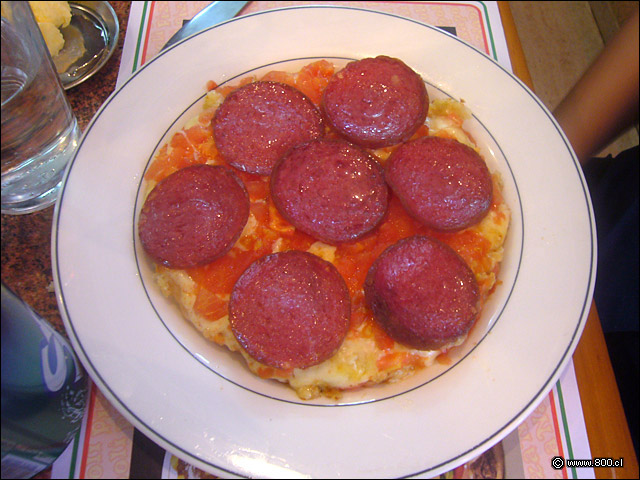 Pizza con Chorizo - Pizza Napoli Holanda