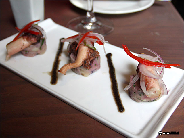 Pulpo al Olivo - Cvico Moneda (Plaza de la Ciudadana)