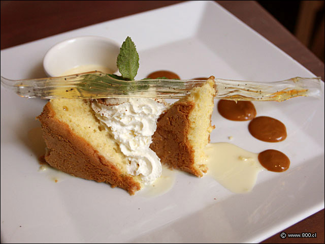 Tres Leches - Cvico - La Moneda