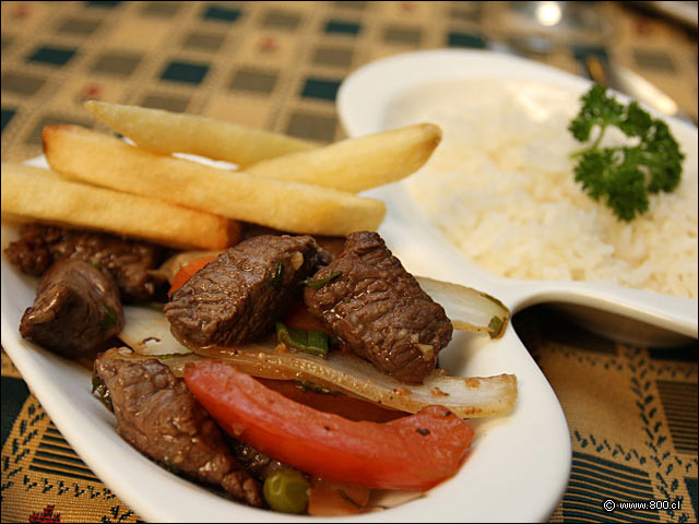Lomo Saltado - Alfresco Peruan�simo (Recoleta)