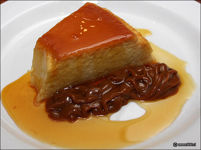 Flan Casero estilo argentino con dulce de leche - Happening