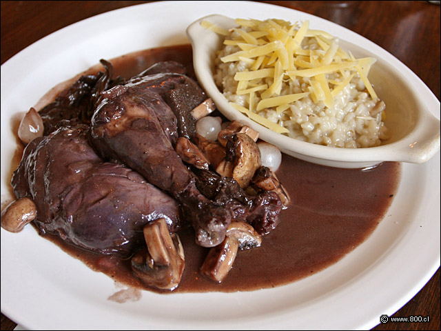 Pollo francs a la Coq Au VIn