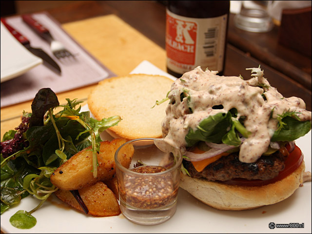 Hamburguesa de Ternera Estilo Americana - La Terraza Gourmat