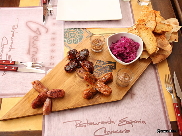 Tabla de Chorizos - La Terraza Gourmat