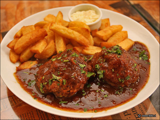 Moets - Les Comperes