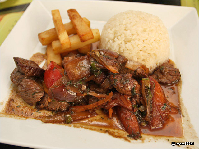 Lomo saltado - AsiaLima