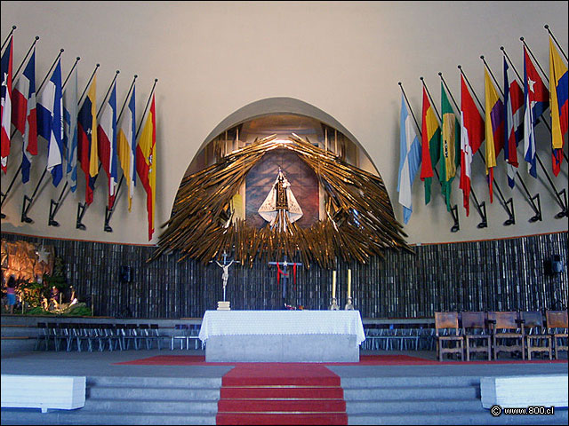 Altar del Templo Votivo de Maip - Templo Votivo de Maip o Baslica de Nuestra Seora del Carmen