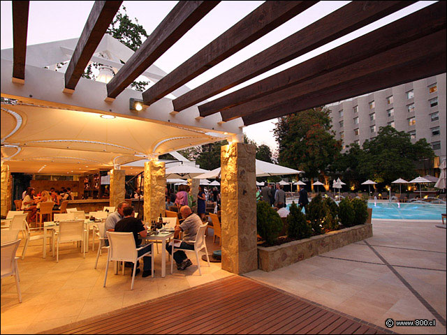 Terraza y piscina - El Boho - Hotel Sheraton