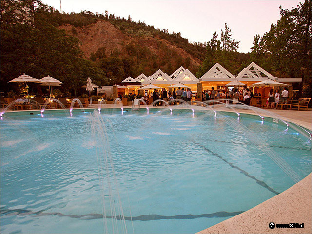 Piscina al atardecer - Sheraton Santiago