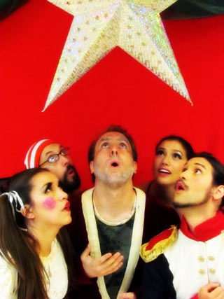 Bajo el rbol de Navidad