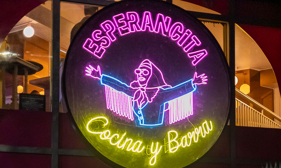 La Noventera inauguracin Esperancita Cocina y Barra en Providencia
