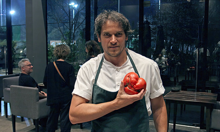Rodolfo Guzmn entre los 10 mejores del mundo en The Best Chef Awards 2023