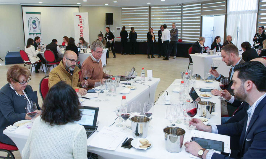 La Asociacin Nacional de Ingenieros Agrnomos Enlogos ANIAE present la octava versin de Carmenre al mundo