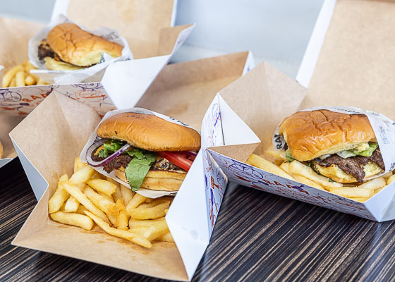 �Una explosi�n de sabores!: Exclusiva hamburgueser�a regalar� 1.000 hamburguesas en el MUT