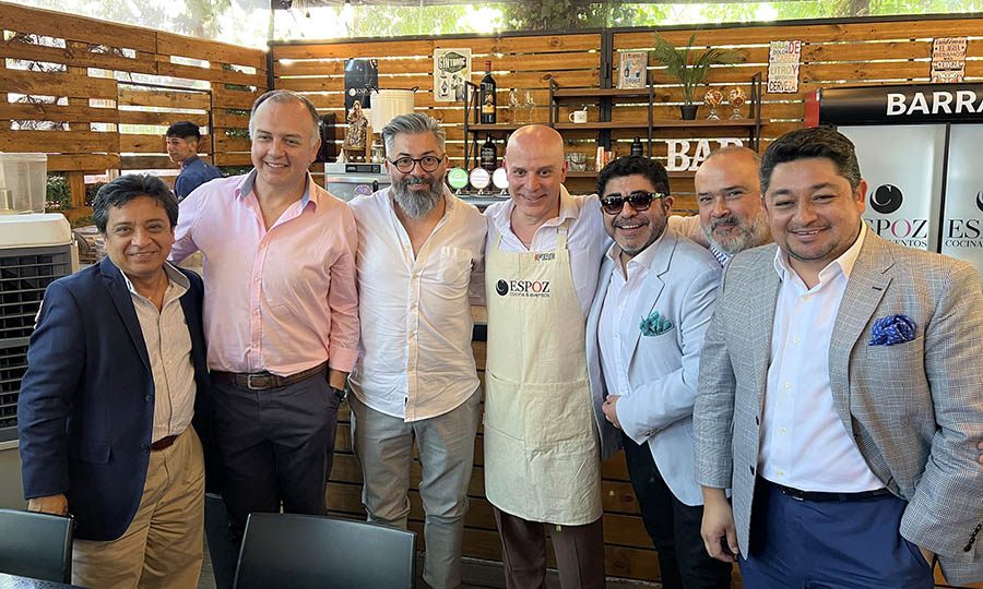 Cmo Como con Alvaro Lois es su nuevo canal de cocina inclusivo en YouTube