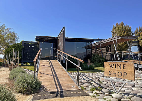 Santa Ema Wine Shop