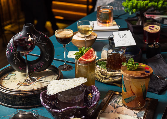 Bar Enigma se luci� con su elaborada y renovada carta 2025 de cocteler�a de autor