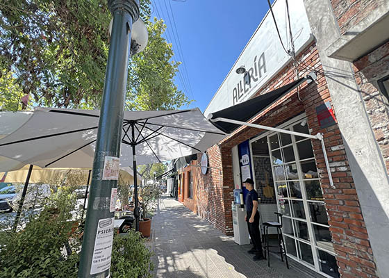 Alleria: Fotos de su nueva locaci�n en plena Av. Italia