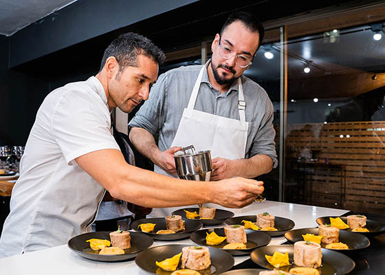 Efimero cocina present� una nueva edici�n de sus cenas clandestinas en Casa Never�a